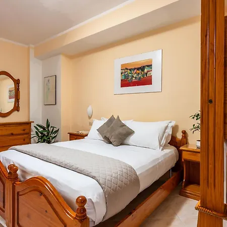 Iris 3* רוקרזו