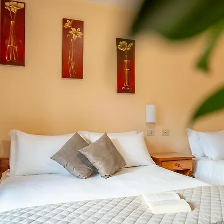 Hotel Iris 3*