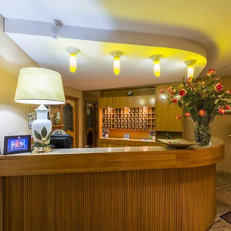 Hotell Iris 3*