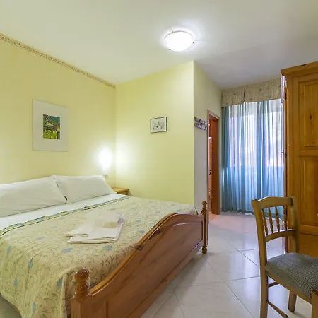Hotell Iris