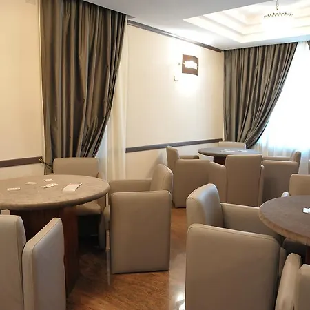 Hotel Iris 3*